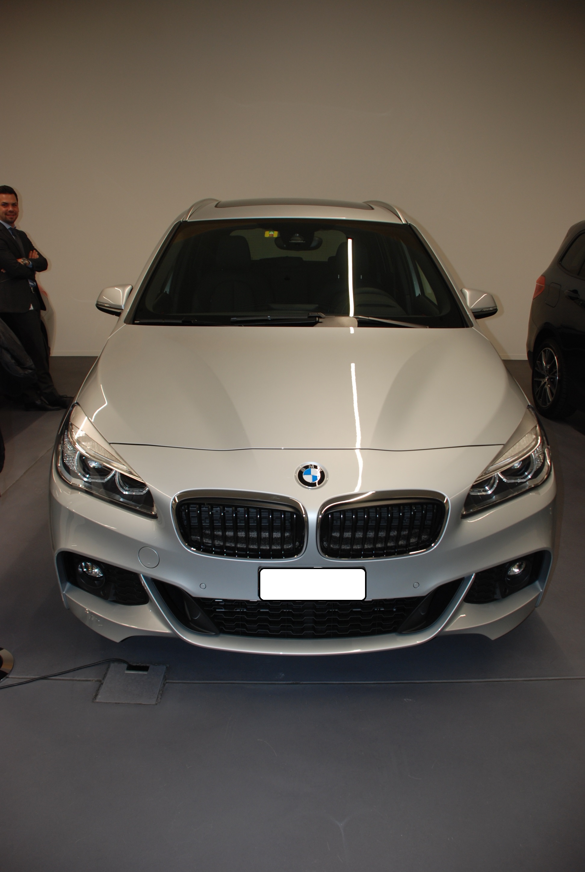 Bilder und Videos aus der Kategorie „BMW F46 Gran Tourer“ - Seite