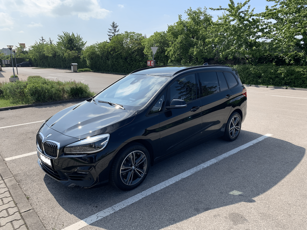 Bilder und Videos aus der Kategorie „BMW F46 Gran Tourer“ - Seite