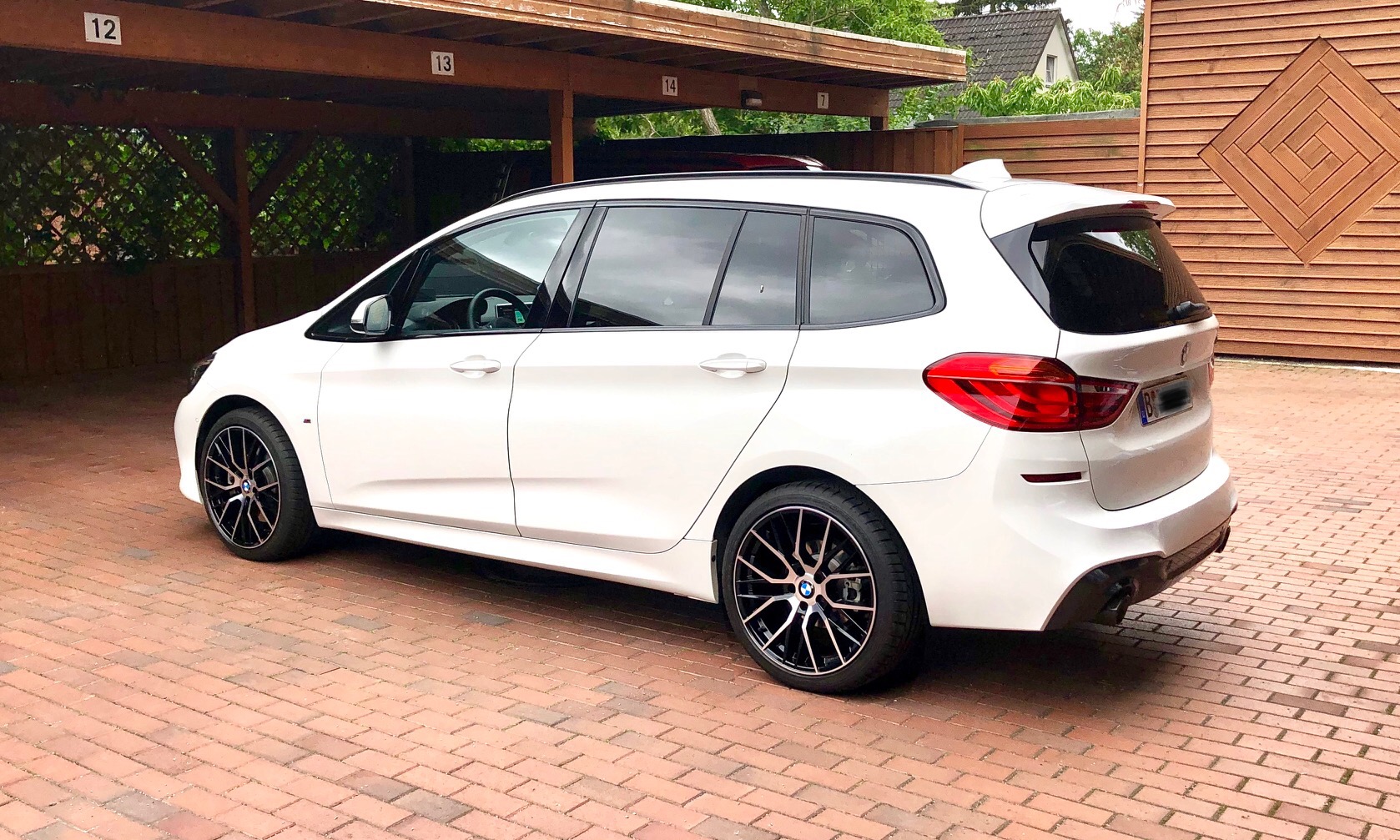 Bilder und Videos aus der Kategorie „BMW F46 Gran Tourer“ - 2er BMW Active  Tourer Forum & 2er BMW Gran Tourer Forum (BMW F45, BMW F46, BMW U06)