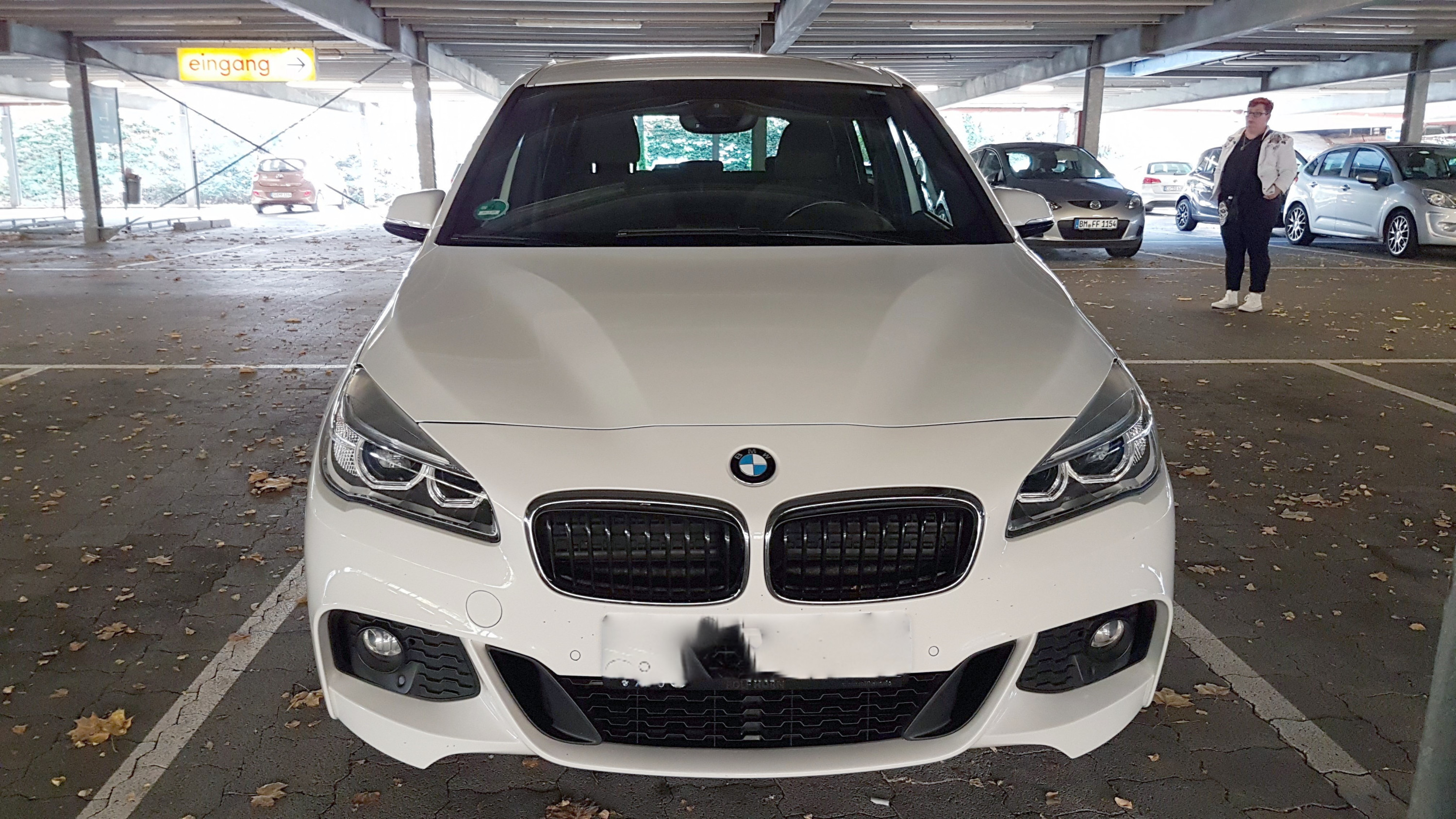 220d_front